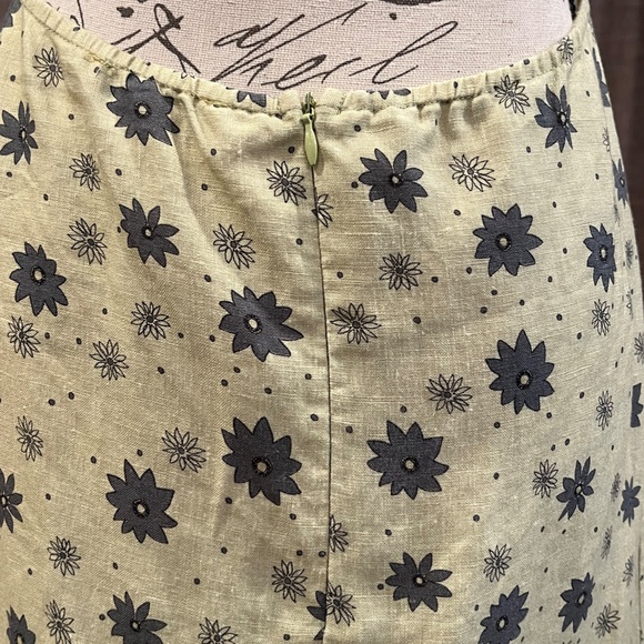 VRG GRL, maxi, open back, size 4 - Picture 3 of 5